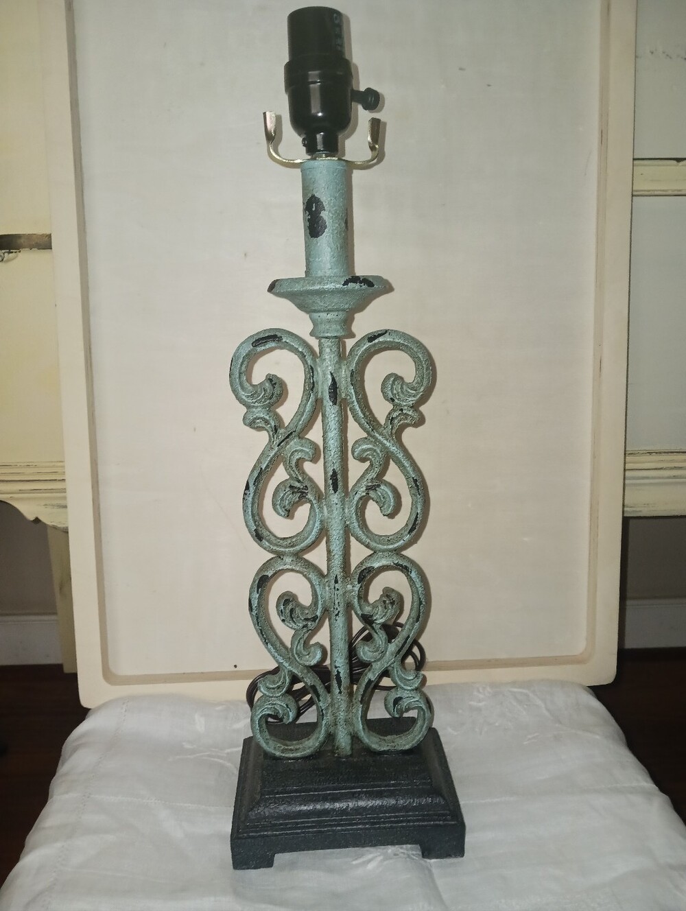 Distressed Green Scrollwork Table Lamp